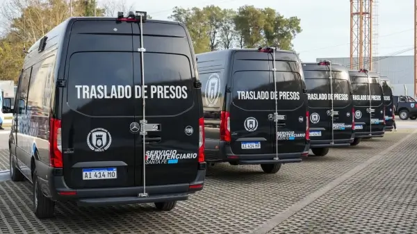 Nuevos vehículos 0 km incorporados al Servicio Penitenciario de Santa Fe