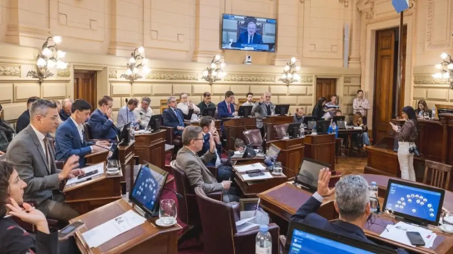Vista del recinto del Senado de Santa Fe durante la sesión en la que se aprobó la media sanción a la emergencia hídrica.