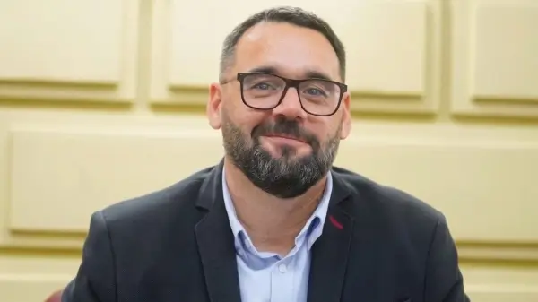 Diputado provincial Sergio Chiqui Rojas presentó proyectos sobre seguridad vial en Vera
