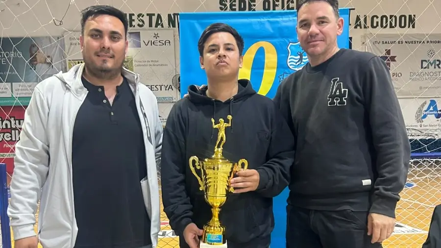 Equipo de Juventud de Malabrigo campeón de la Liga Costera de Vóley 2026