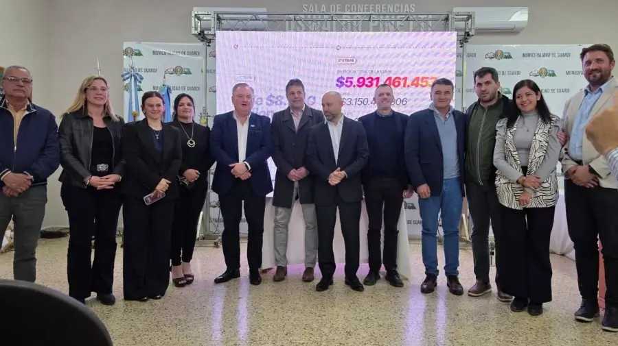 Acto de apertura de sobres de la segunda etapa del Gasoducto Lechero en Suardi