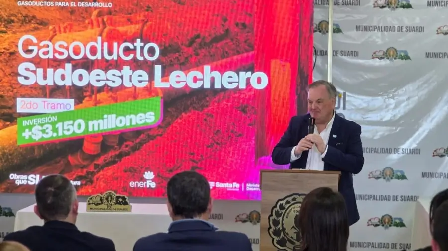 Felipe Michlig durante su mensaje en el acto por la segunda etapa del Gasoducto Lechero