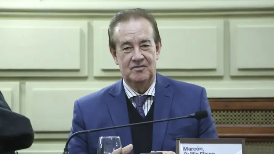 El senador provincial Orfilio Marcón confirmó fondos para obras y equipamiento en escuelas del departamento General Obligado.
