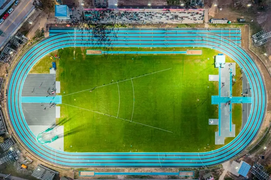 Renovada pista de atletismo del CARD de Santa Fe, sede de los Juegos Suramericanos 2026