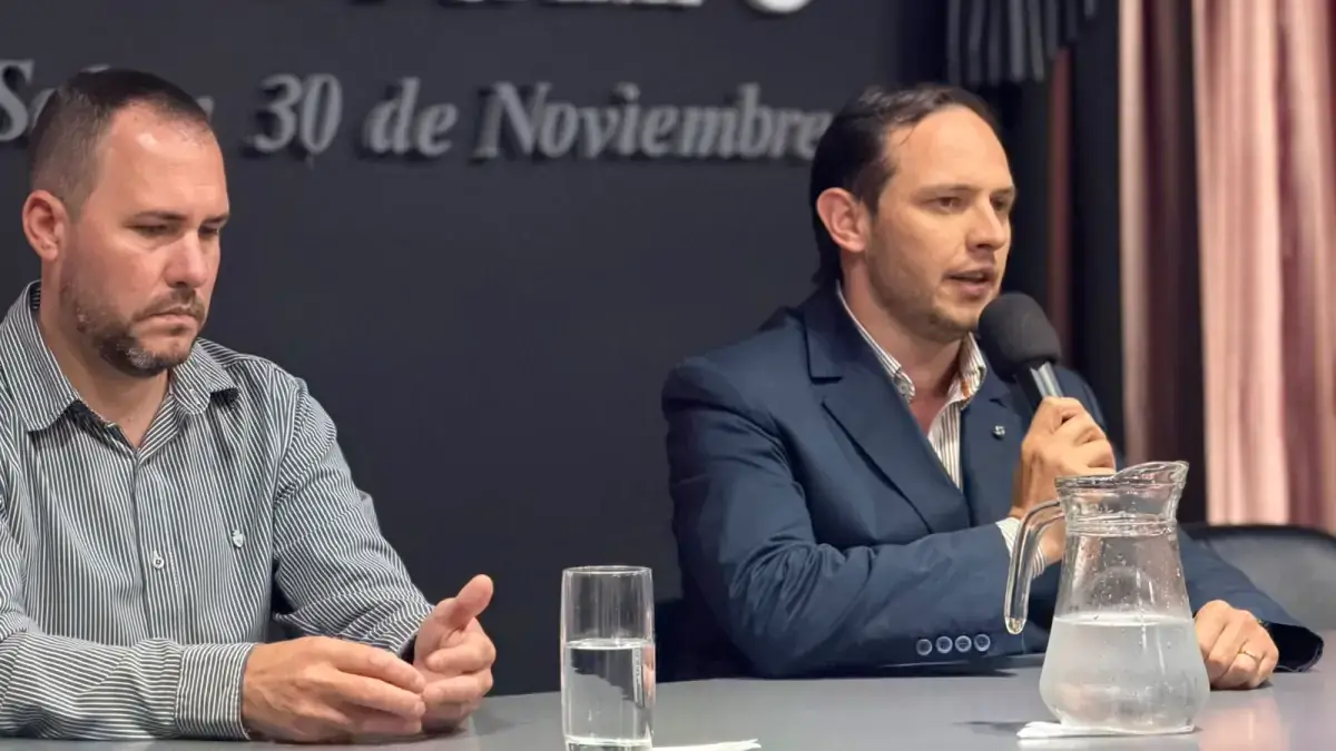 El intendente Cristian Marega presenta el proyecto para construir los nuevos tribunales judiciales de Villa Ocampo.