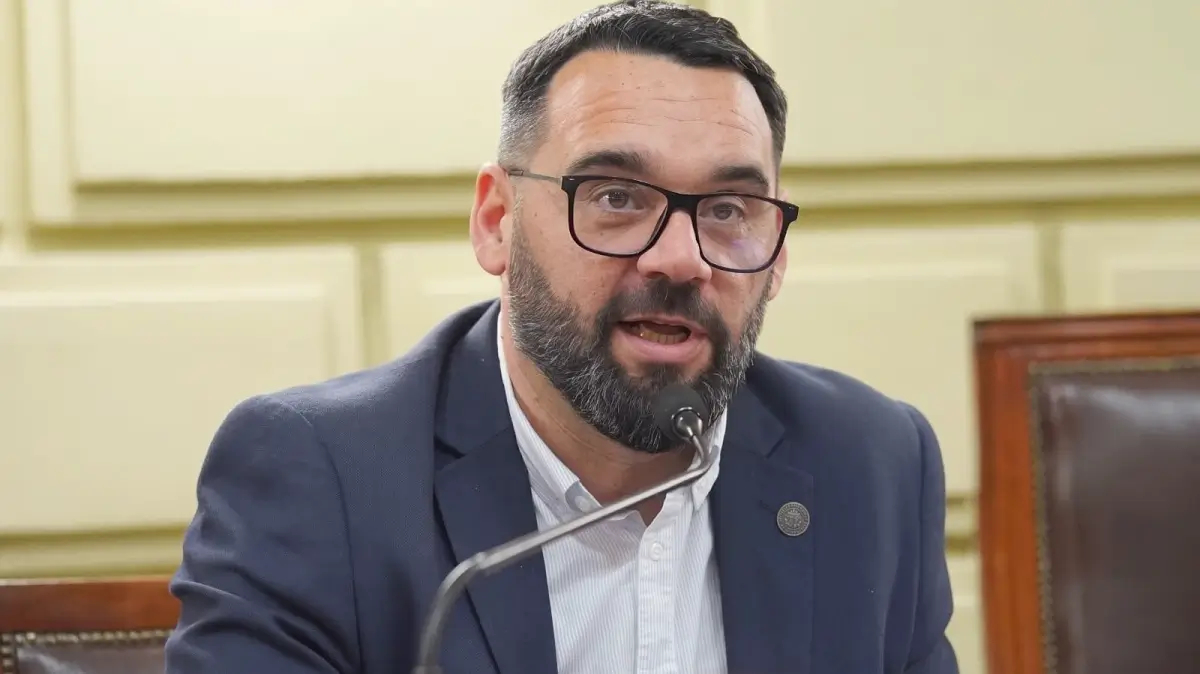 Diputado provincial Sergio “Chiqui” Rojas impulsa un proyecto para proteger a familias sobreendeudadas en Santa Fe