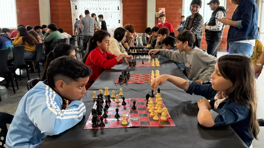 participantes de la jornada de ajedrez realizada en Las Toscas