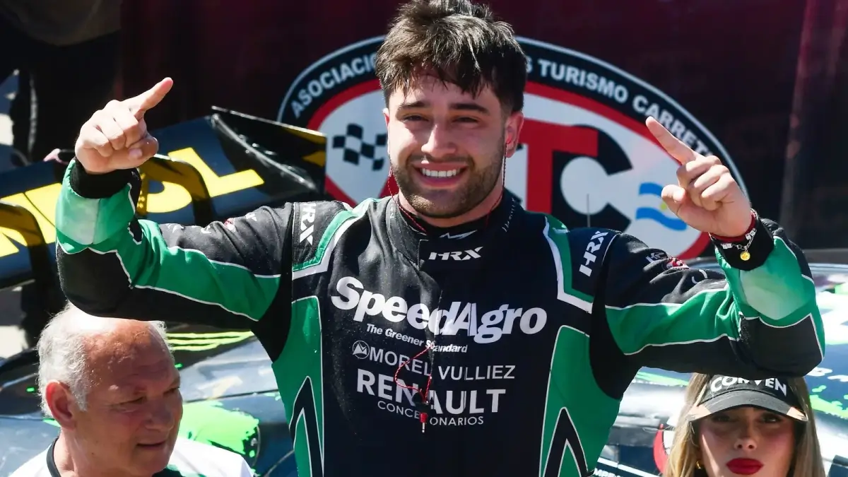 Ignacio Faín festeja su primera victoria en el Turismo Carretera en San Nicolás