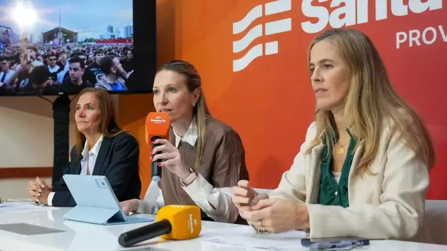 Virginia Coudannes durante la presentación del balance turístico de Santa Fe tras el fin de semana largo