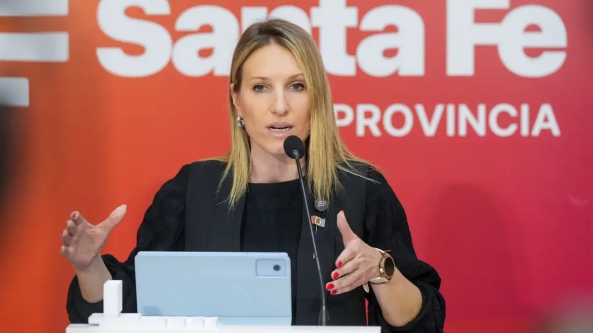 Virginia Coudannes expone sobre las reformas de las leyes de seguridad en Santa Fe